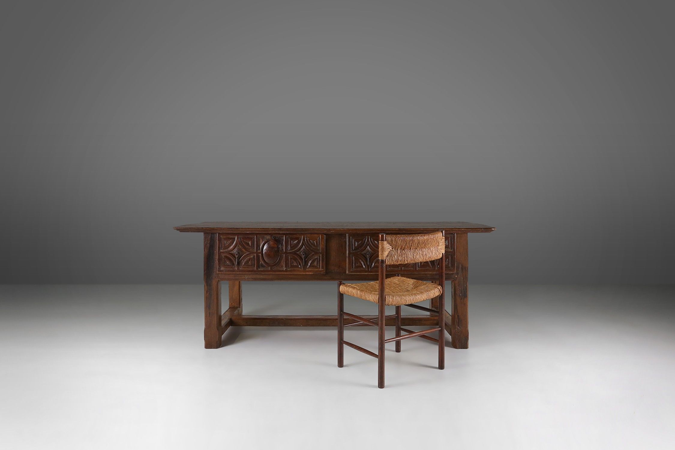 Antique Spanish Console Table in carved Oak, 18th Centurythumbnail